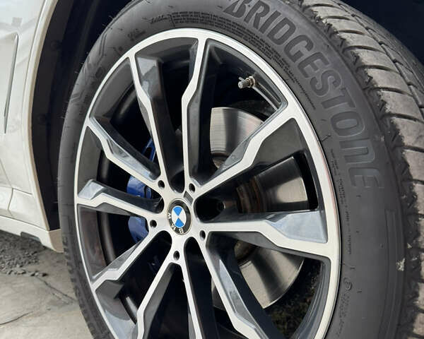 Білий БМВ Х3, об'ємом двигуна 3 л та пробігом 64 тис. км за 39999 $, фото 42 на Automoto.ua