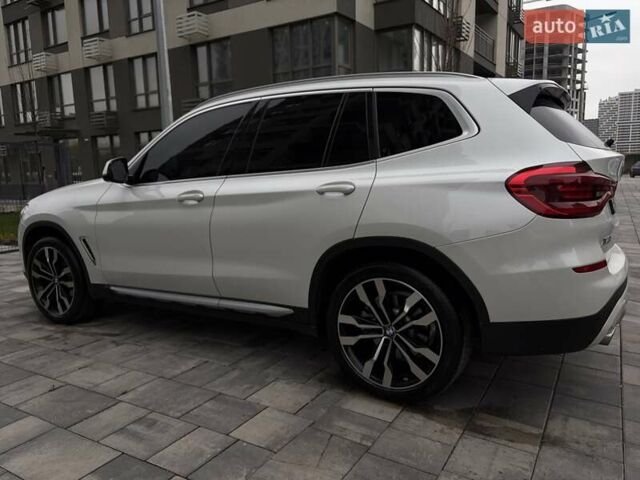 Белый БМВ Х3, объемом двигателя 2 л и пробегом 51 тыс. км за 39333 $, фото 56 на Automoto.ua