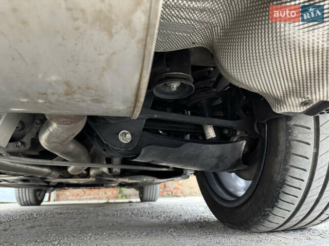 Білий БМВ Х3, об'ємом двигуна 3 л та пробігом 64 тис. км за 39999 $, фото 45 на Automoto.ua