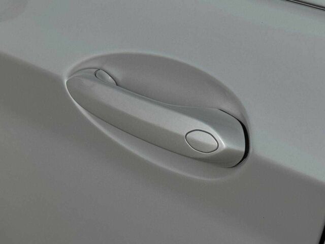 Білий БМВ Х3, об'ємом двигуна 0 л та пробігом 110 тис. км за 21000 $, фото 4 на Automoto.ua