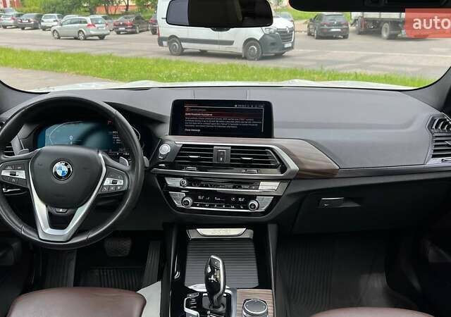 Белый БМВ Х3, объемом двигателя 2 л и пробегом 97 тыс. км за 32499 $, фото 38 на Automoto.ua