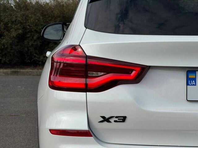Білий БМВ Х3, об'ємом двигуна 0 л та пробігом 110 тис. км за 21000 $, фото 5 на Automoto.ua