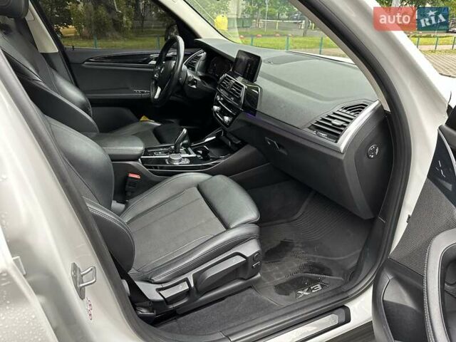 Белый БМВ Х3, объемом двигателя 3 л и пробегом 147 тыс. км за 34900 $, фото 15 на Automoto.ua