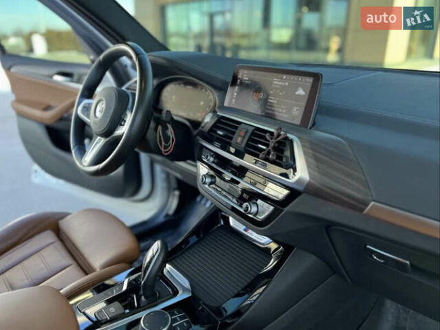 Белый БМВ Х3, объемом двигателя 3 л и пробегом 78 тыс. км за 41500 $, фото 11 на Automoto.ua
