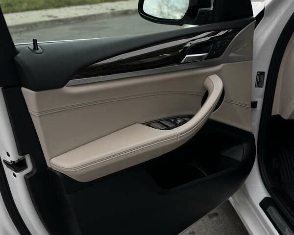БМВ Х3 2020 у Харкові на Automoto.ua Білий БМВ Х3, об'ємом двигуна 2 л та пробігом 62 тис. км за 35000 $, фото 3 на Automoto.ua