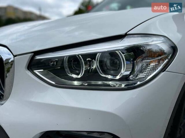 Белый БМВ Х3, объемом двигателя 2 л и пробегом 97 тыс. км за 32499 $, фото 9 на Automoto.ua