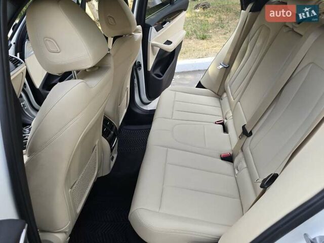 Белый БМВ Х3, объемом двигателя 2 л и пробегом 84 тыс. км за 27500 $, фото 5 на Automoto.ua