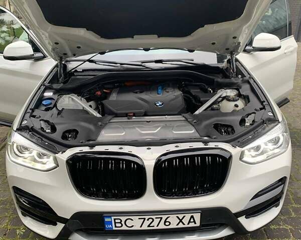 Белый БМВ Х3, объемом двигателя 2 л и пробегом 38 тыс. км за 41500 $, фото 13 на Automoto.ua