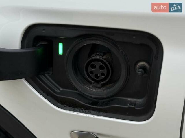 Білий БМВ Х3, об'ємом двигуна 2 л та пробігом 73 тис. км за 41900 $, фото 22 на Automoto.ua