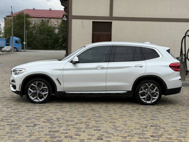 Белый БМВ Х3, объемом двигателя 2 л и пробегом 73 тыс. км за 41500 $, фото 4 на Automoto.ua