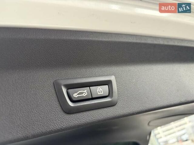 Белый БМВ Х3, объемом двигателя 2 л и пробегом 51 тыс. км за 39333 $, фото 2 на Automoto.ua