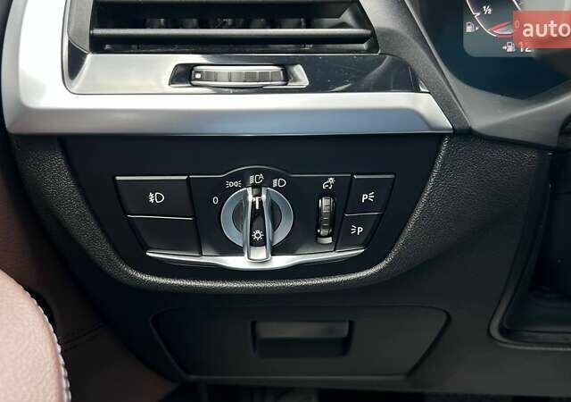 Белый БМВ Х3, объемом двигателя 2 л и пробегом 97 тыс. км за 32499 $, фото 20 на Automoto.ua