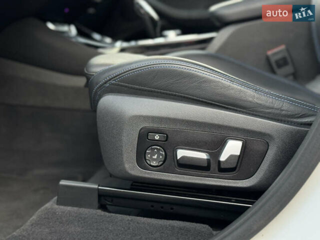 Білий БМВ Х3, об'ємом двигуна 3 л та пробігом 166 тис. км за 41499 $, фото 27 на Automoto.ua