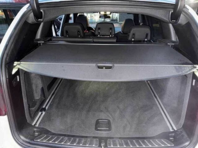 Білий БМВ Х3, об'ємом двигуна 2 л та пробігом 56 тис. км за 11000 $, фото 10 на Automoto.ua