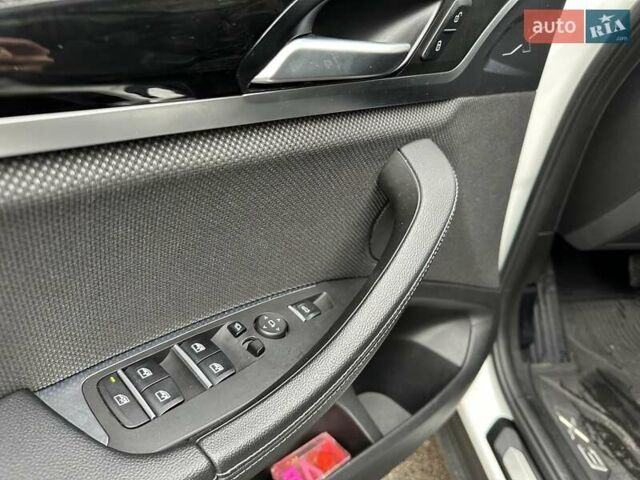 Белый БМВ Х3, объемом двигателя 3 л и пробегом 147 тыс. км за 34900 $, фото 19 на Automoto.ua