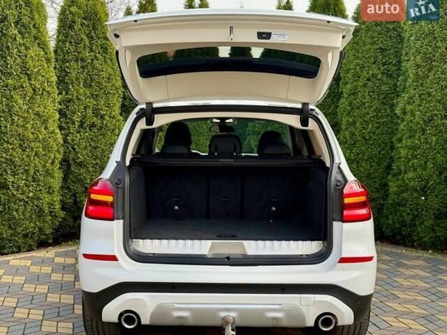 Белый БМВ Х3, объемом двигателя 2 л и пробегом 149 тыс. км за 35800 $, фото 14 на Automoto.ua