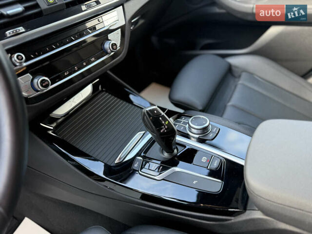 Белый БМВ Х3, объемом двигателя 2 л и пробегом 40 тыс. км за 27950 $, фото 55 на Automoto.ua