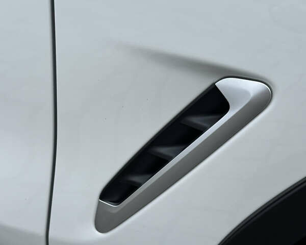 Белый БМВ Х3, объемом двигателя 2 л и пробегом 13 тыс. км за 45555 $, фото 43 на Automoto.ua