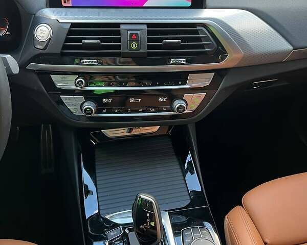Белый БМВ Х3, объемом двигателя 3 л и пробегом 77 тыс. км за 35750 $, фото 8 на Automoto.ua