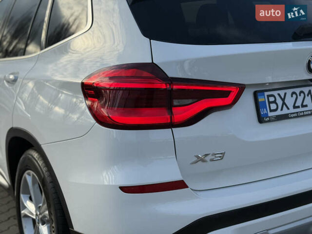 Белый БМВ Х3, объемом двигателя 2 л и пробегом 40 тыс. км за 27950 $, фото 24 на Automoto.ua