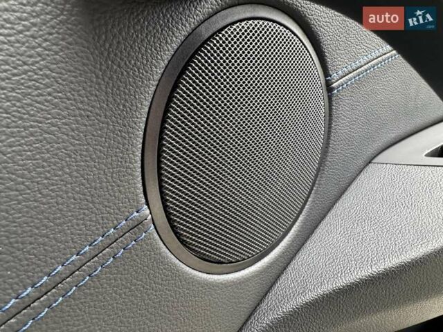 Білий БМВ Х3, об'ємом двигуна 2 л та пробігом 54 тис. км за 42999 $, фото 26 на Automoto.ua