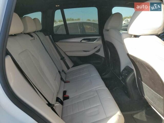Белый БМВ Х3, объемом двигателя 2 л и пробегом 76 тыс. км за 17000 $, фото 10 на Automoto.ua