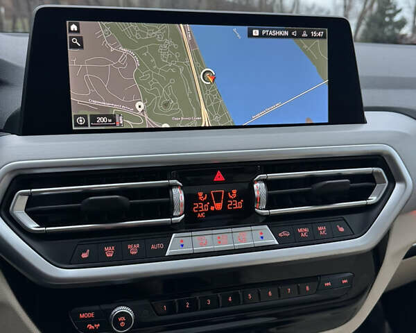 Белый БМВ Х3, объемом двигателя 2 л и пробегом 13 тыс. км за 45555 $, фото 68 на Automoto.ua