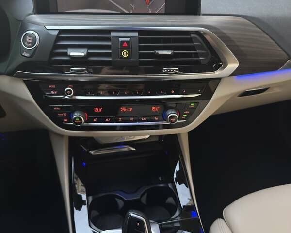 Белый БМВ Х3, объемом двигателя 2 л и пробегом 53 тыс. км за 42000 $, фото 13 на Automoto.ua