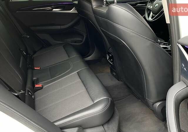 Белый БМВ Х3, объемом двигателя 2 л и пробегом 88 тыс. км за 37107 $, фото 7 на Automoto.ua