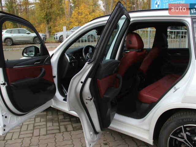 Белый БМВ Х3, объемом двигателя 2 л и пробегом 18 тыс. км за 54000 $, фото 37 на Automoto.ua