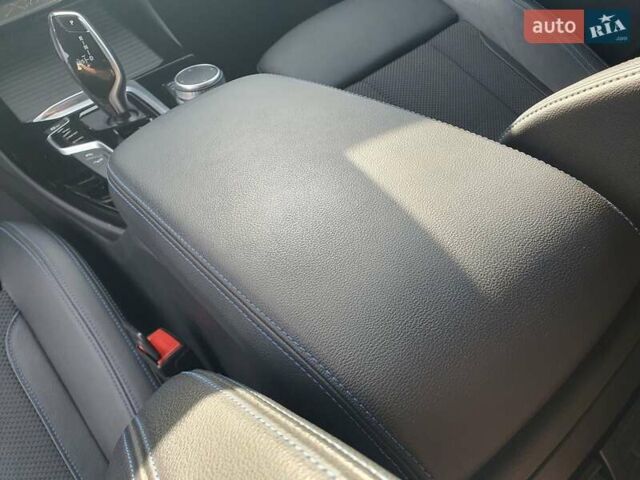 Білий БМВ Х3, об'ємом двигуна 2 л та пробігом 62 тис. км за 45500 $, фото 22 на Automoto.ua