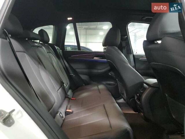 Белый БМВ Х3, объемом двигателя 2 л и пробегом 67 тыс. км за 16900 $, фото 10 на Automoto.ua