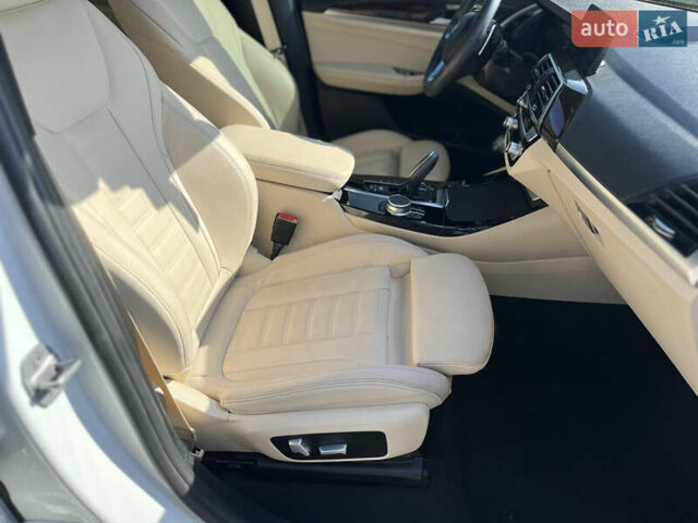 Белый БМВ Х3, объемом двигателя 2 л и пробегом 36 тыс. км за 34500 $, фото 35 на Automoto.ua