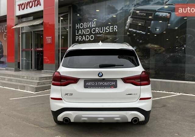 Белый БМВ Х3, объемом двигателя 2 л и пробегом 88 тыс. км за 37107 $, фото 3 на Automoto.ua