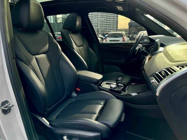 Белый БМВ Х3, объемом двигателя 2 л и пробегом 126 тыс. км за 39900 $, фото 23 на Automoto.ua