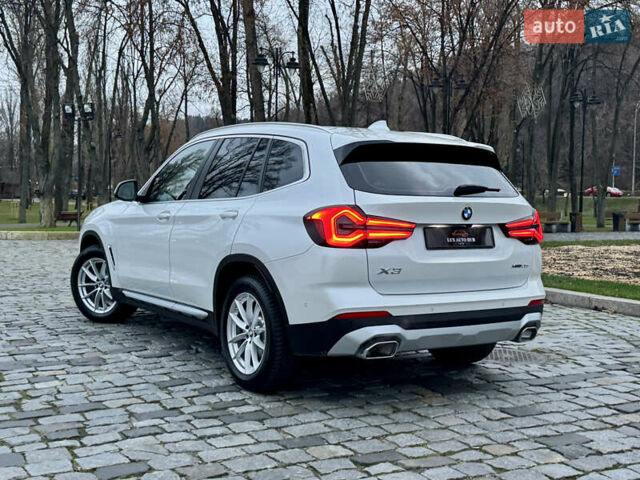 Белый БМВ Х3, объемом двигателя 2 л и пробегом 13 тыс. км за 45555 $, фото 89 на Automoto.ua