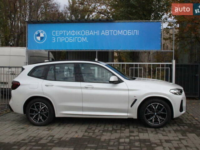 Белый БМВ Х3, объемом двигателя 2 л и пробегом 18 тыс. км за 54000 $, фото 1 на Automoto.ua