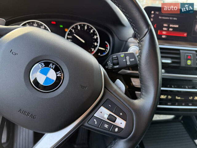 Белый БМВ Х3, объемом двигателя 2 л и пробегом 40 тыс. км за 27950 $, фото 49 на Automoto.ua