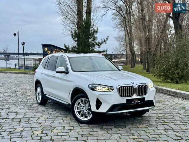 Белый БМВ Х3, объемом двигателя 2 л и пробегом 13 тыс. км за 45555 $, фото 78 на Automoto.ua