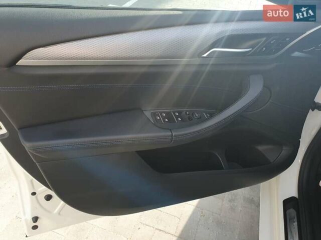 Білий БМВ Х3, об'ємом двигуна 2 л та пробігом 62 тис. км за 45500 $, фото 15 на Automoto.ua