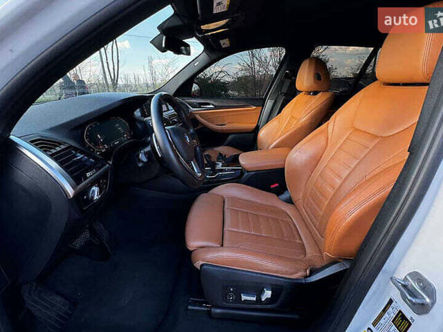 Білий БМВ Х3, об'ємом двигуна 2 л та пробігом 78 тис. км за 28200 $, фото 26 на Automoto.ua