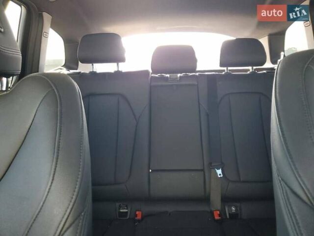 Белый БМВ Х3, объемом двигателя 2 л и пробегом 106 тыс. км за 30700 $, фото 6 на Automoto.ua