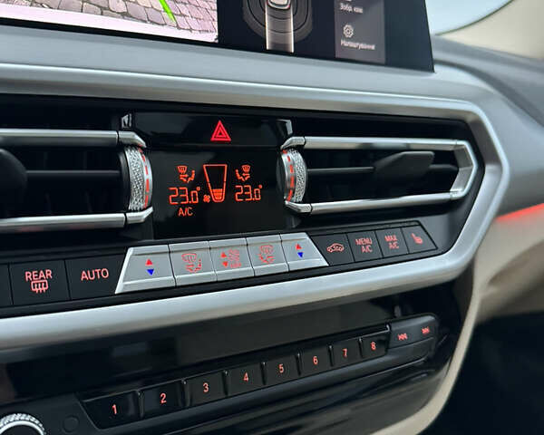 Белый БМВ Х3, объемом двигателя 2 л и пробегом 13 тыс. км за 45555 $, фото 72 на Automoto.ua