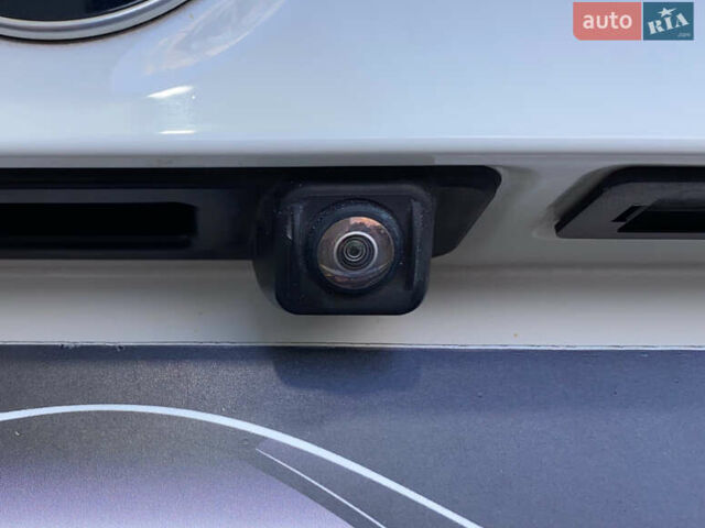 Белый БМВ Х3, объемом двигателя 2 л и пробегом 176 тыс. км за 38550 $, фото 37 на Automoto.ua