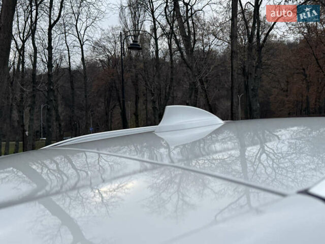 Белый БМВ Х3, объемом двигателя 2 л и пробегом 13 тыс. км за 45555 $, фото 51 на Automoto.ua