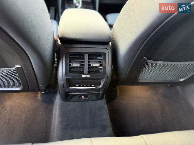 Белый БМВ Х3, объемом двигателя 2 л и пробегом 40 тыс. км за 27950 $, фото 40 на Automoto.ua