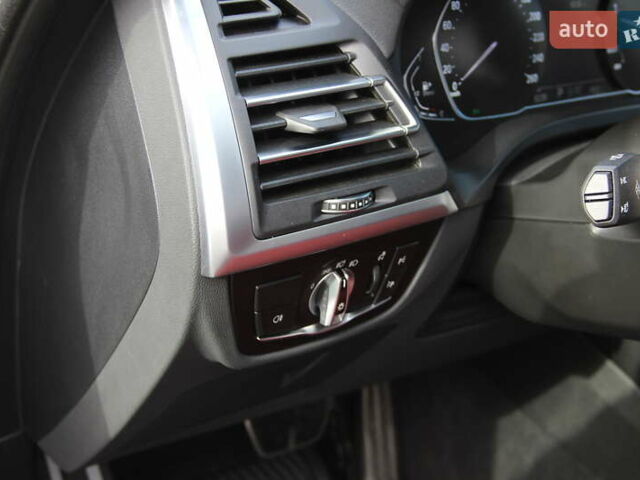 Белый БМВ Х3, объемом двигателя 2 л и пробегом 18 тыс. км за 54000 $, фото 22 на Automoto.ua