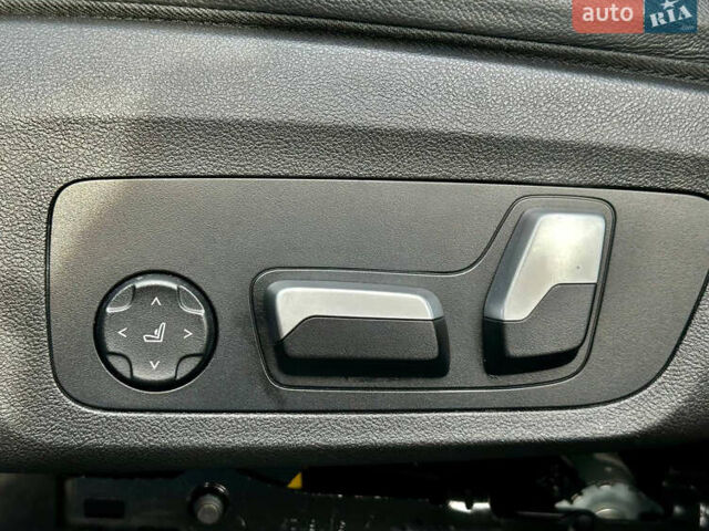 Белый БМВ Х3, объемом двигателя 2 л и пробегом 124 тыс. км за 39900 $, фото 26 на Automoto.ua