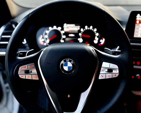 Белый БМВ Х3, объемом двигателя 2 л и пробегом 37 тыс. км за 35900 $, фото 25 на Automoto.ua