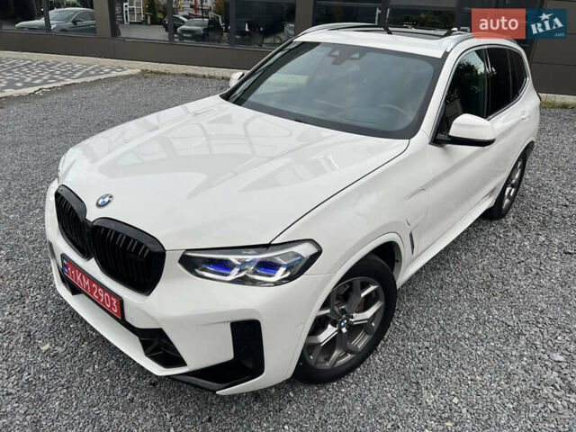 Білий БМВ Х3, об'ємом двигуна 2 л та пробігом 65 тис. км за 42700 $, фото 3 на Automoto.ua